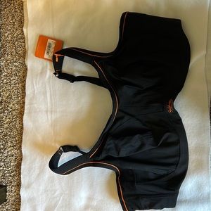 Sculptresse Womens Sports Bra 46DD NWT!!!